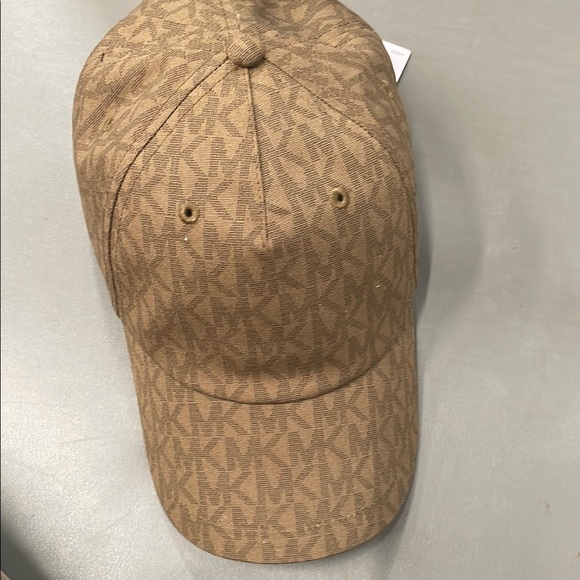 Tan Michael Kors Monogram Baseball Cap unisex - Picture 1 of 8